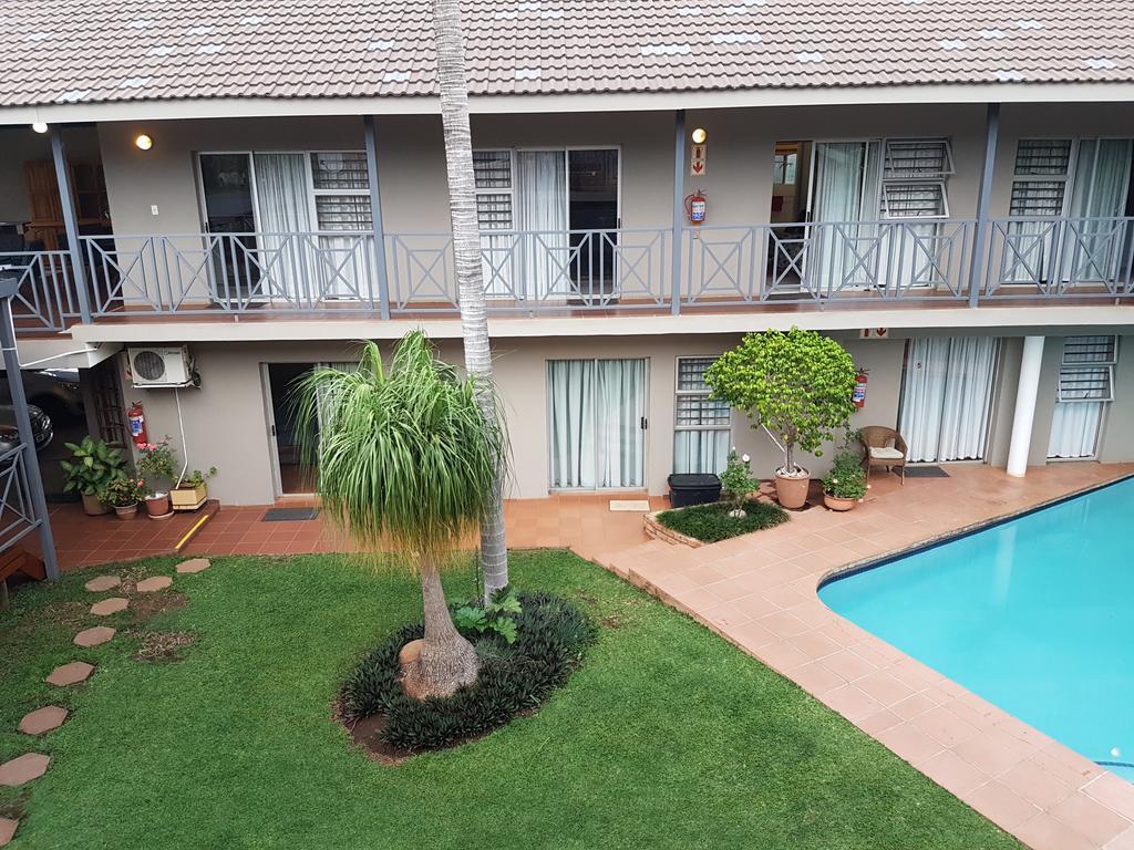Loerie Guesthouse Hoedspruit Buitenkant foto