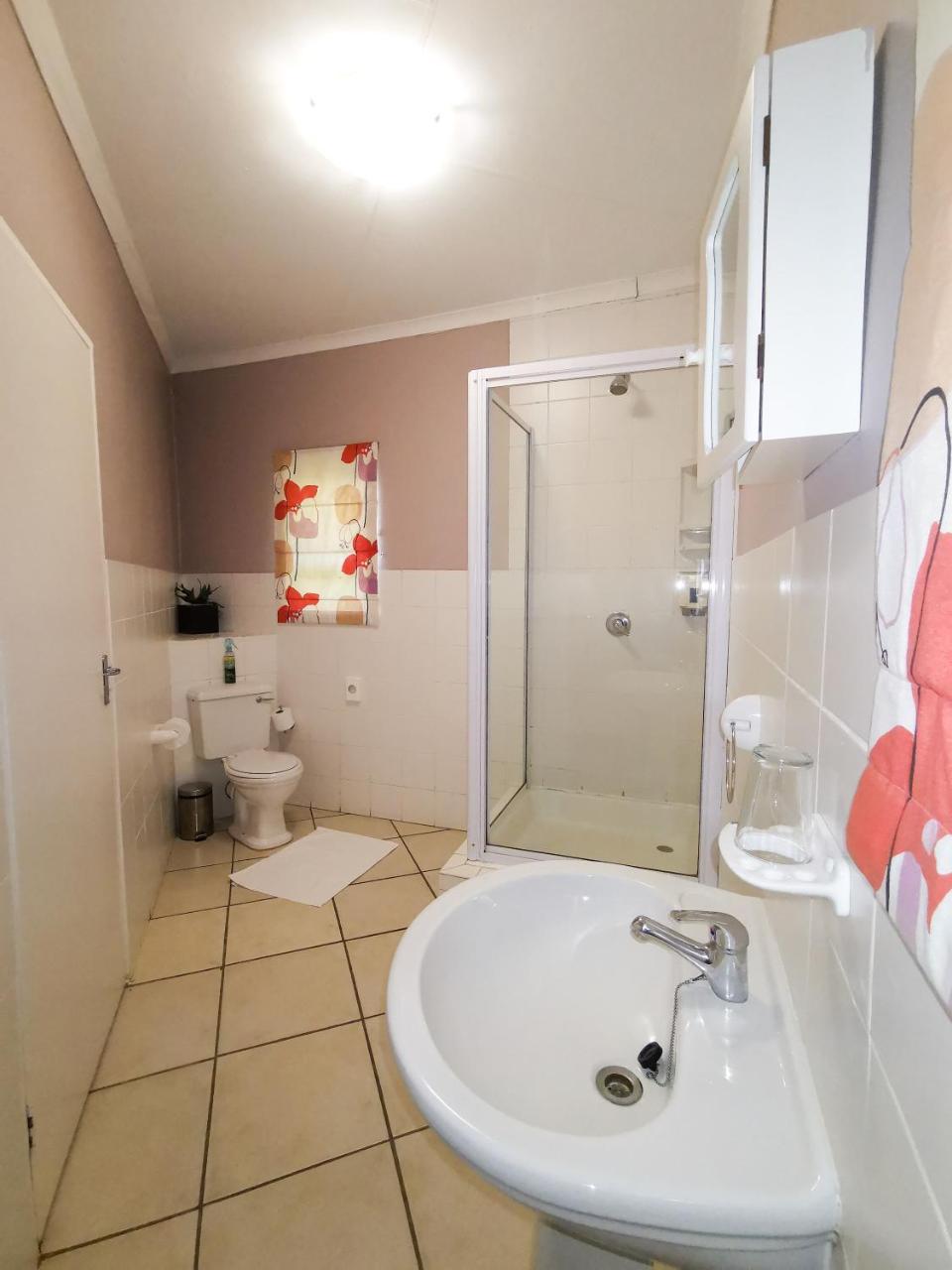 Loerie Guesthouse Hoedspruit Buitenkant foto
